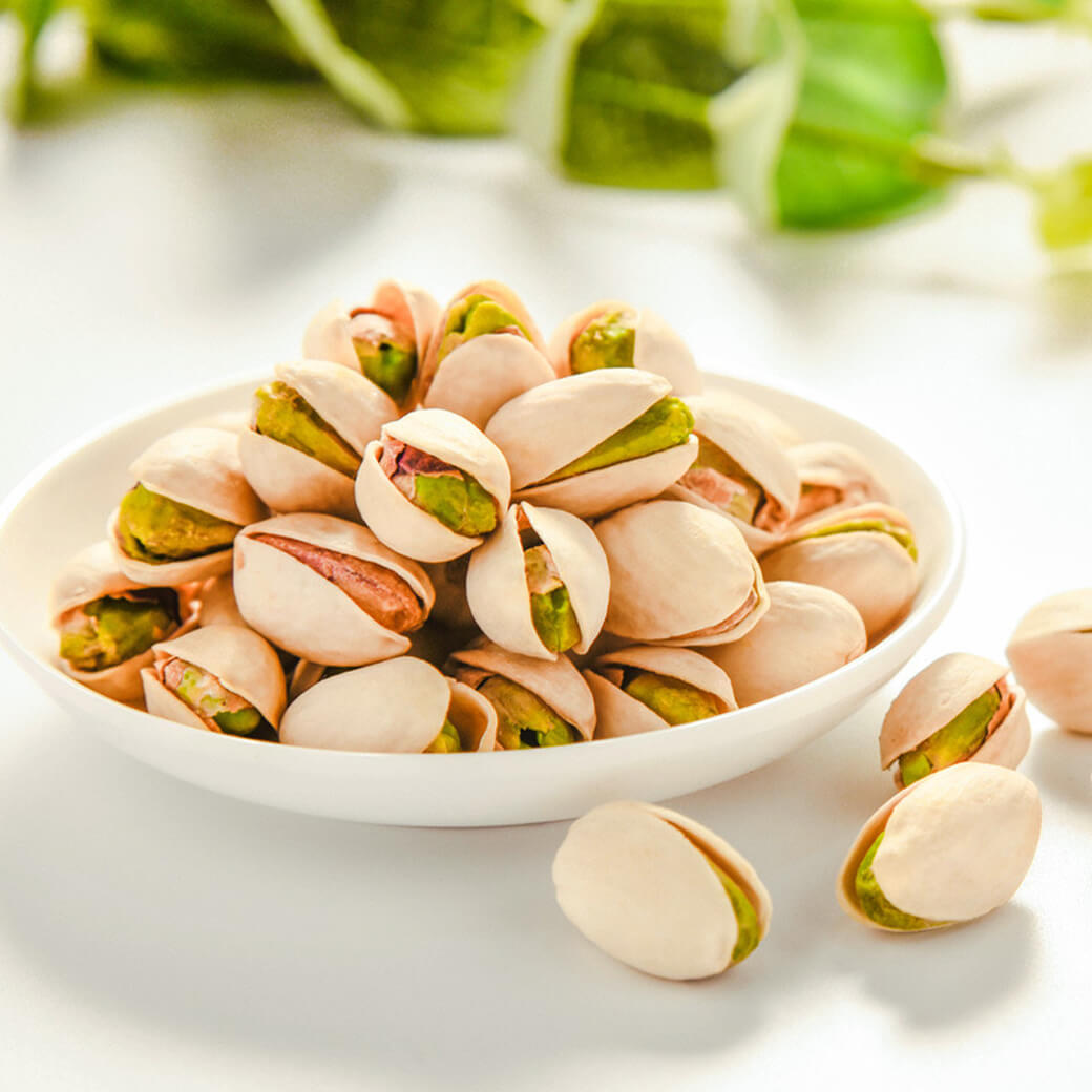 Cheap Nuts Pistachio Kernels Helps Stabilize Blood Sugar Organic Roasted Raw Pistachio Nuts