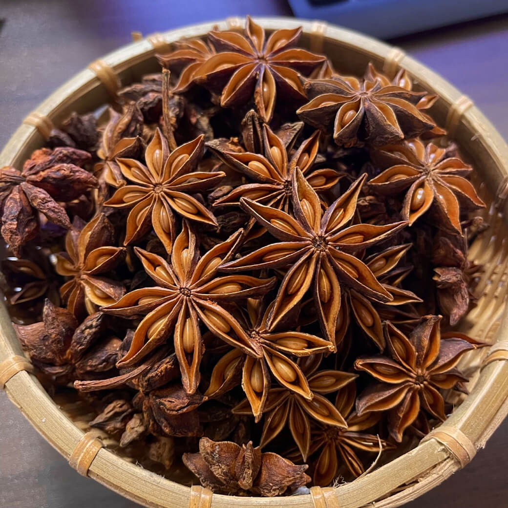 New Cheap Price Bulk Vietnam Dried Broken Star Aniseed Star Anise